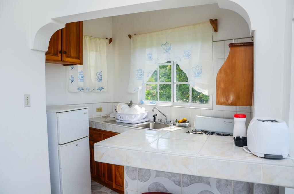 Vanvilla Guest House Negril Szoba fotó